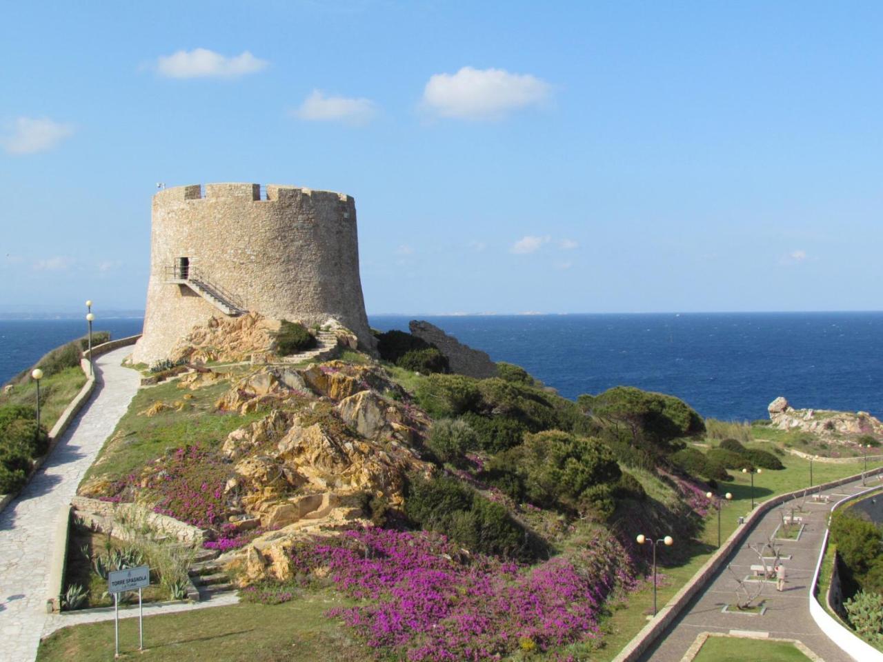 Hotel Canne Al Vento Santa Teresa Gallura Eksteriør billede